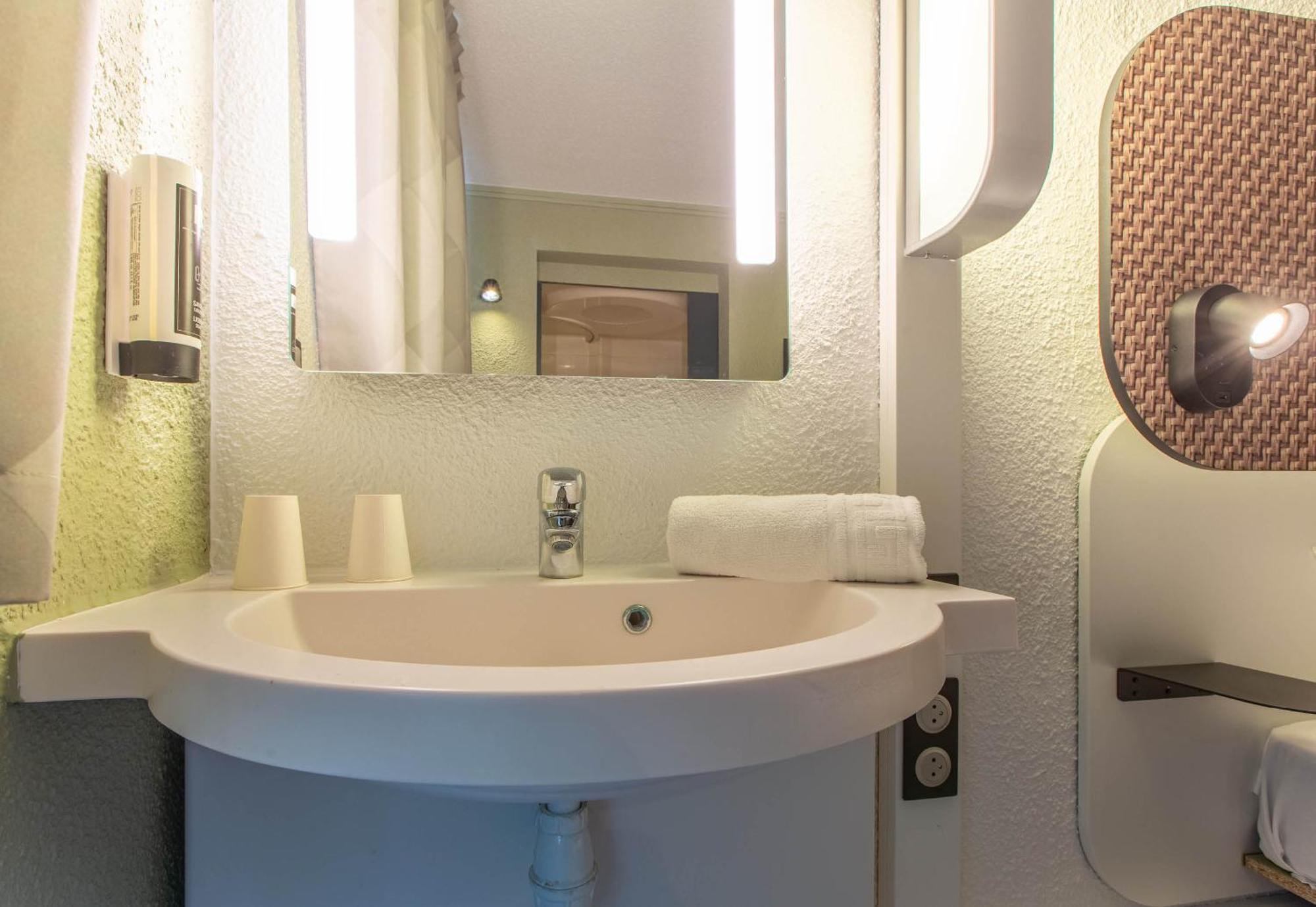 B&B Hotel Chateauroux A20 L'Occitane Déols Exterior foto